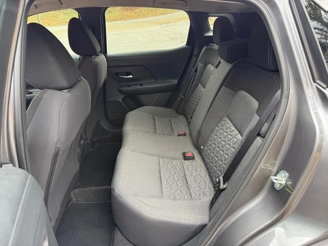 2025 Nissan Kicks - Image 13 of 21