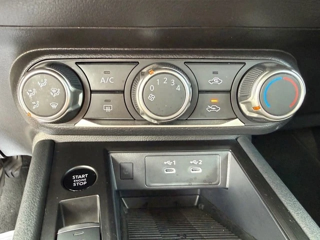 2025 Nissan Kicks - Image 22 of 27