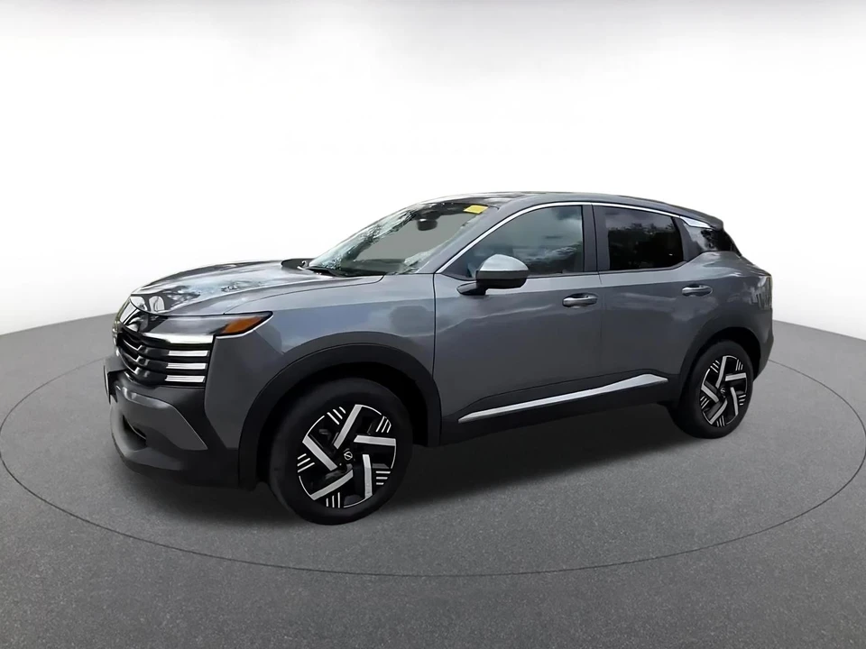 2025 Nissan Kicks - Image 7 of 31