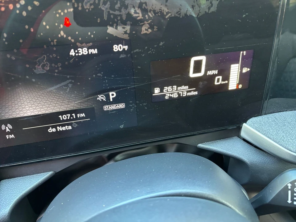 2025 Nissan Kicks - Image 31 of 31