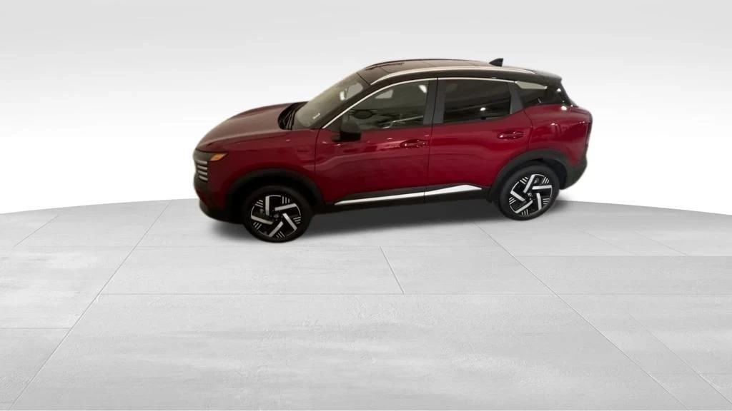 2025 Nissan Kicks - Image 2 of 12