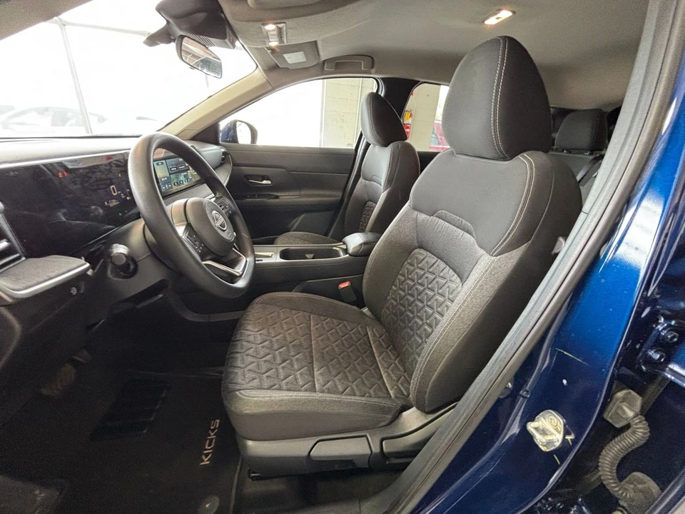 2025 Nissan Kicks - Image 25 of 31