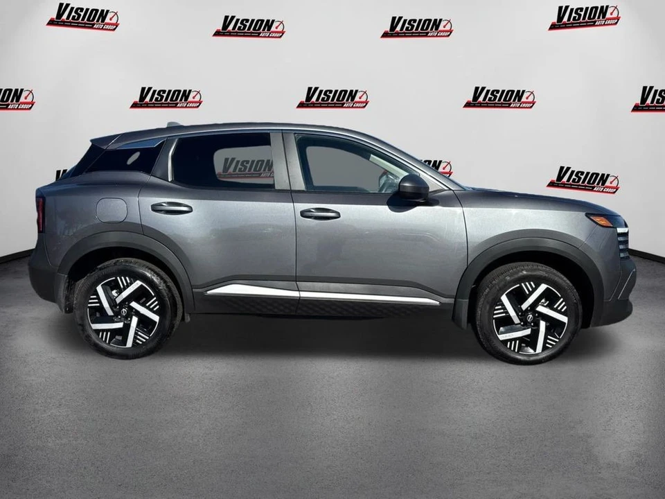 2025 Nissan Kicks - Image 4 of 12