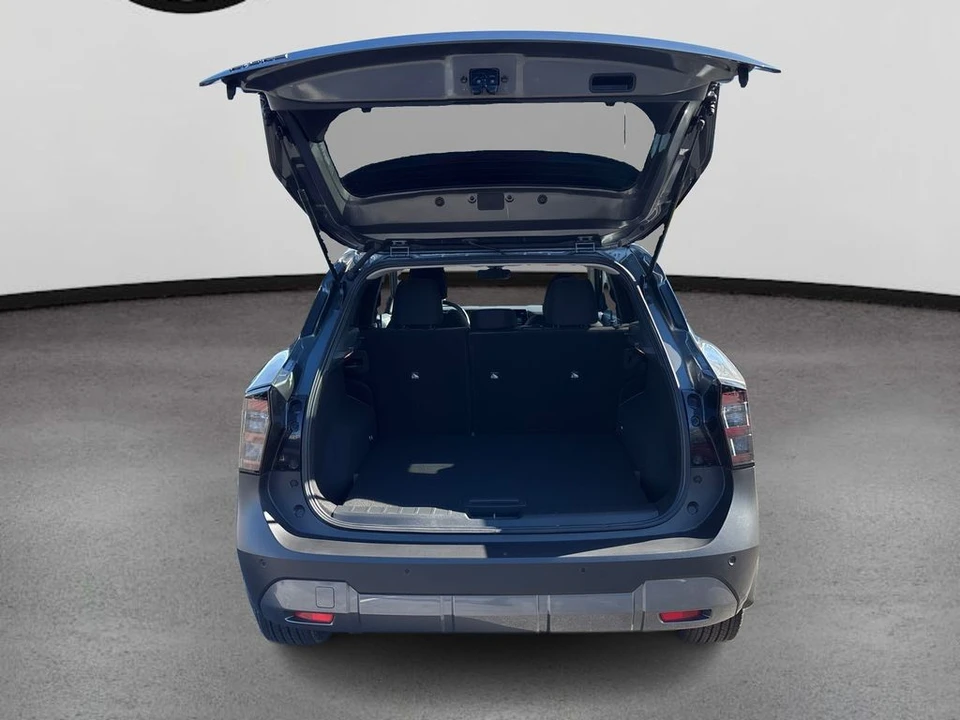 2025 Nissan Kicks - Image 11 of 12