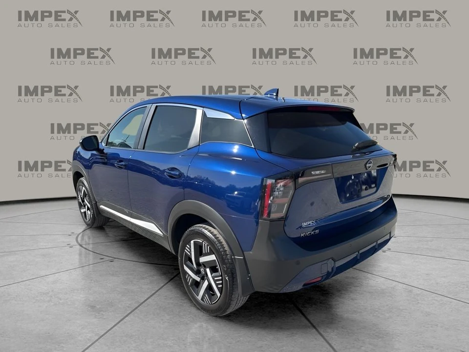 2025 Nissan Kicks - Image 3 of 31