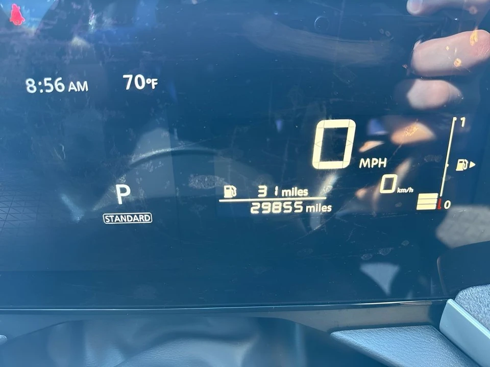 2025 Nissan Kicks - Image 22 of 31
