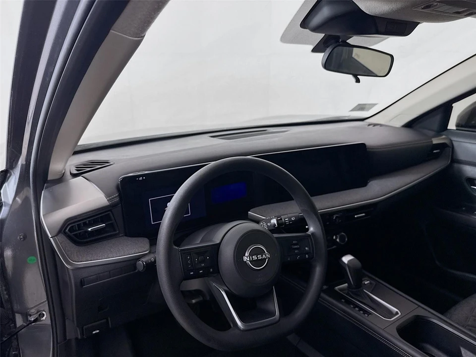 2025 Nissan Kicks - Image 6 of 14