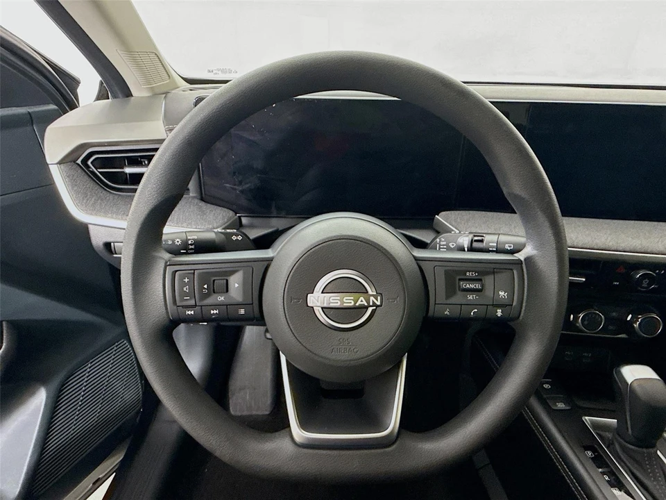2025 Nissan Kicks - Image 7 of 14