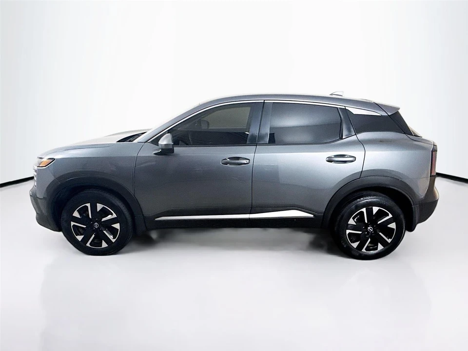2025 Nissan Kicks - Image 4 of 21