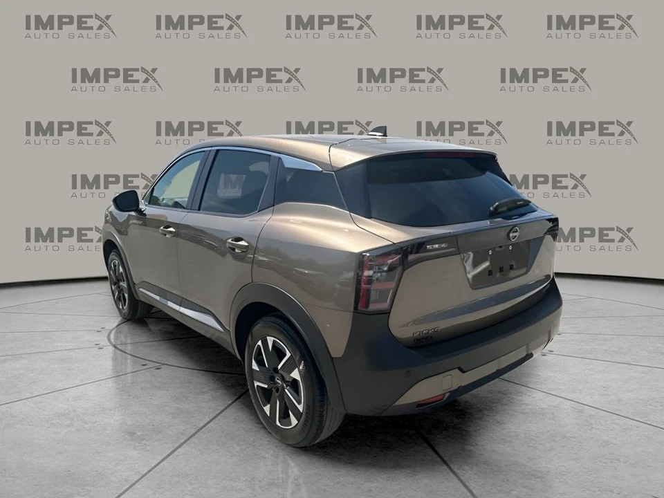 2025 Nissan Kicks - Image 3 of 30