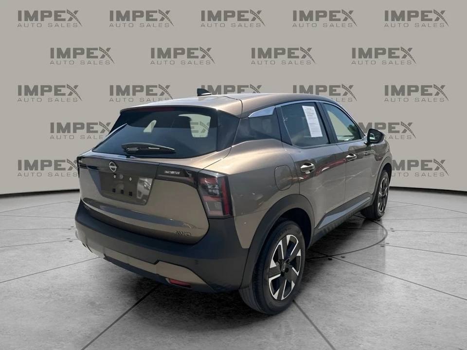 2025 Nissan Kicks - Image 5 of 30