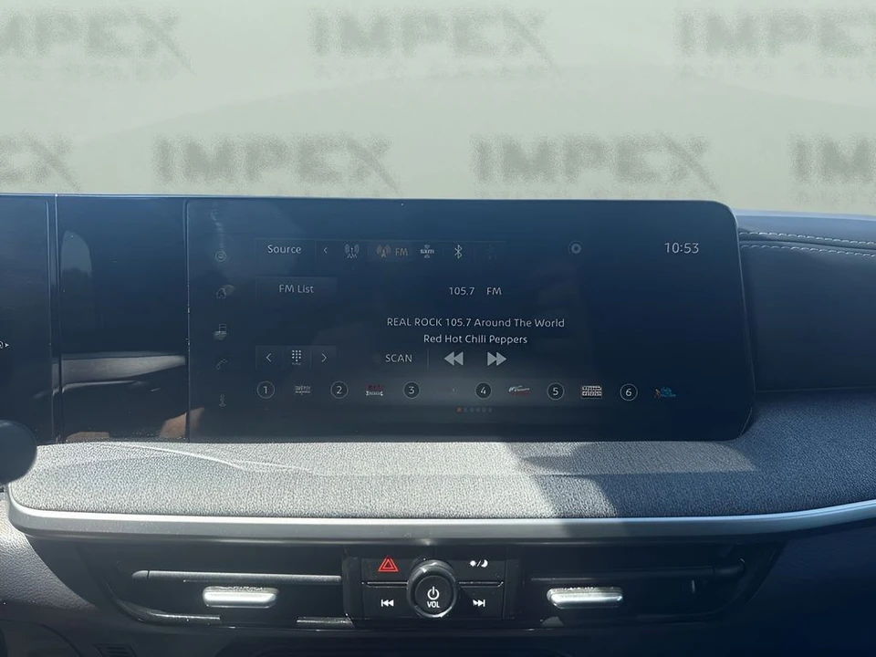 2025 Nissan Kicks - Image 15 of 30