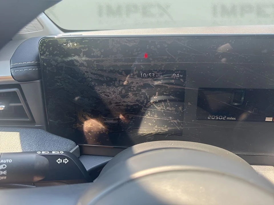 2025 Nissan Kicks - Image 19 of 30