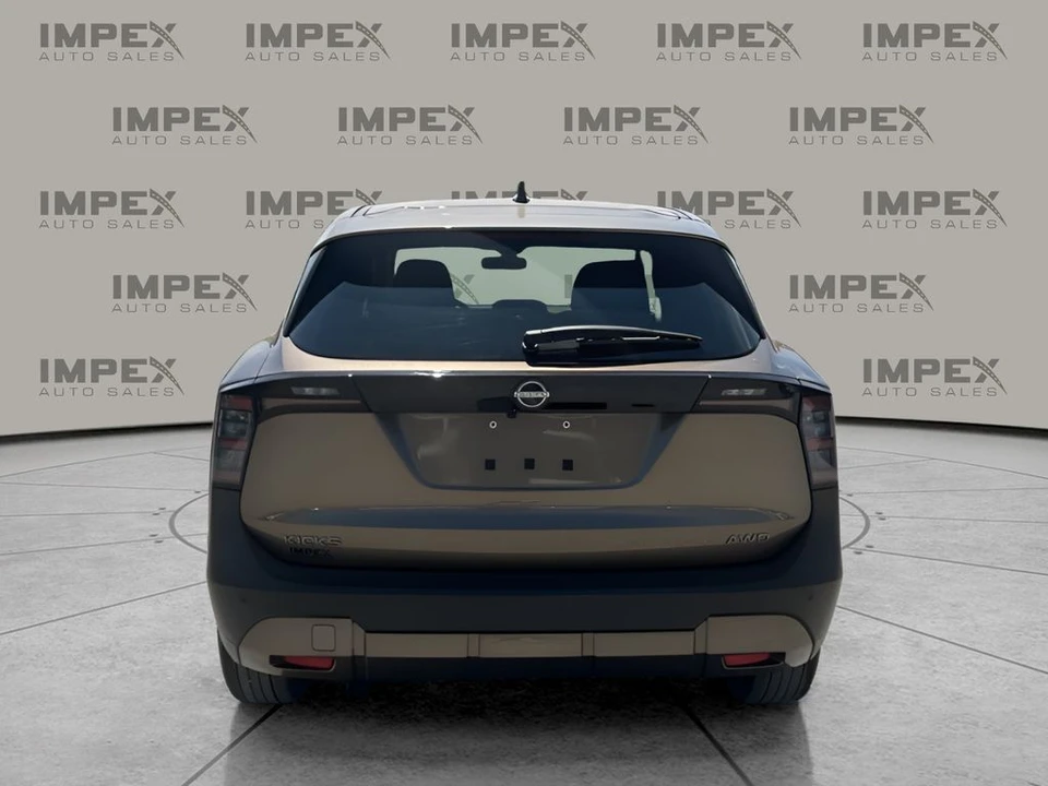 2025 Nissan Kicks - Image 4 of 30