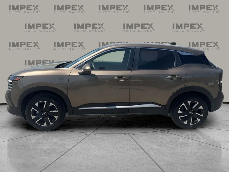 2025 Nissan Kicks - Image 2 of 30