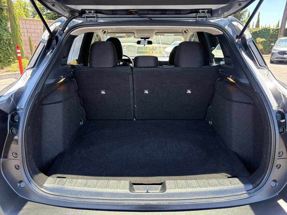 2025 Nissan Kicks - Image 31 of 31