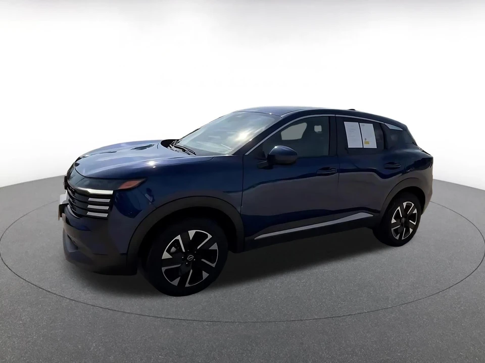 2025 Nissan Kicks - Image 9 of 31