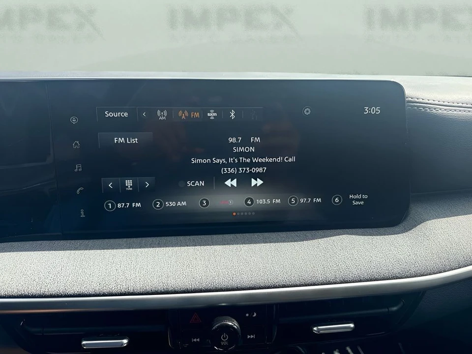 2025 Nissan Kicks - Image 10 of 23