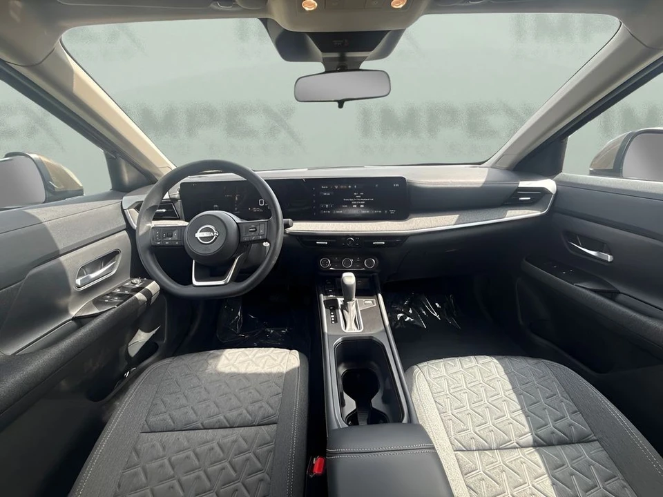 2025 Nissan Kicks - Image 8 of 23
