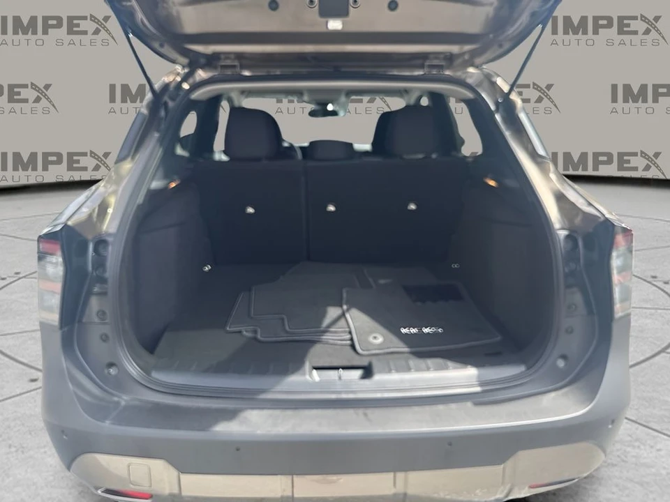 2025 Nissan Kicks - Image 18 of 23