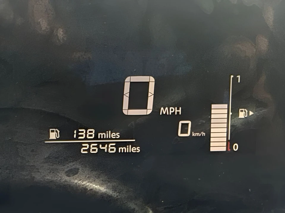 2025 Nissan Kicks - Image 15 of 23