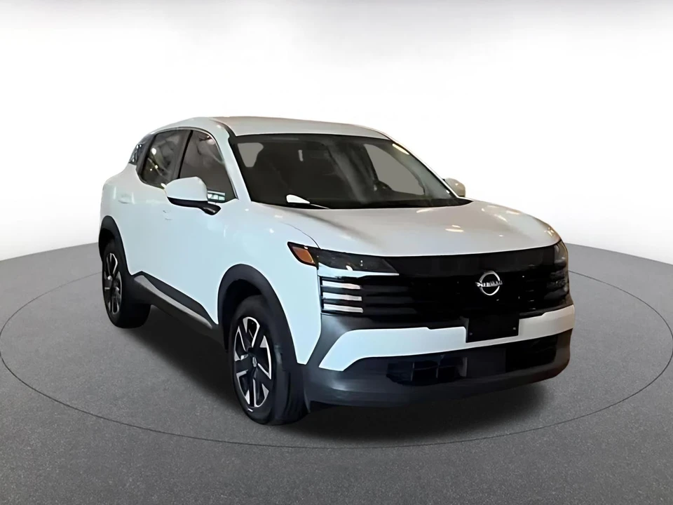 2025 Nissan Kicks - Image 4 of 31