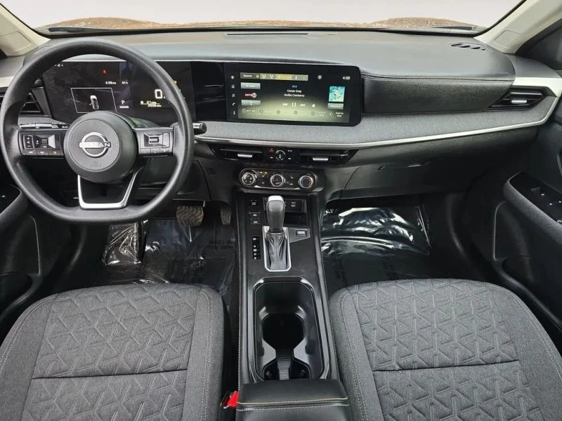 2025 Nissan Kicks - Image 10 of 12
