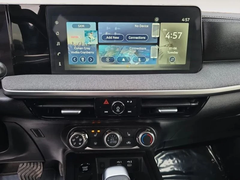 2025 Nissan Kicks - Image 11 of 12