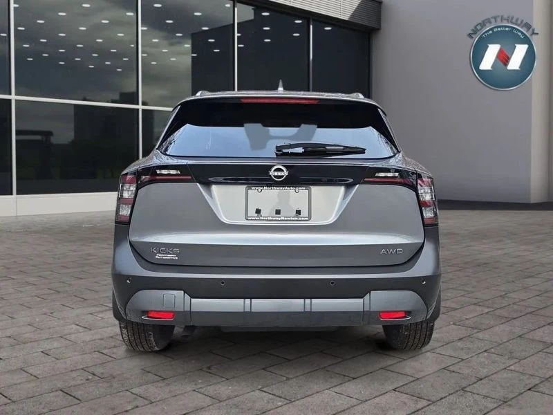 2025 Nissan Kicks - Image 4 of 12
