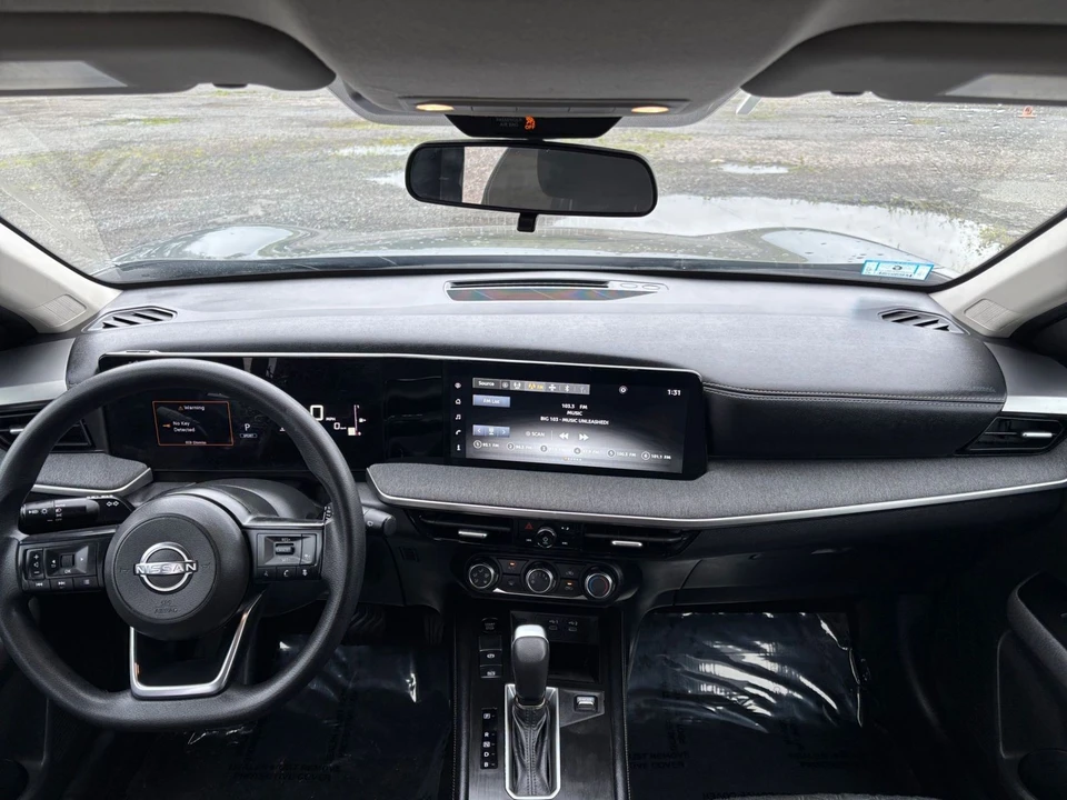 2025 Nissan Kicks - Image 30 of 31