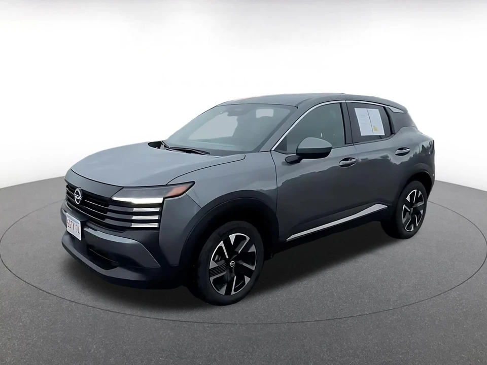2025 Nissan Kicks - Image 11 of 31