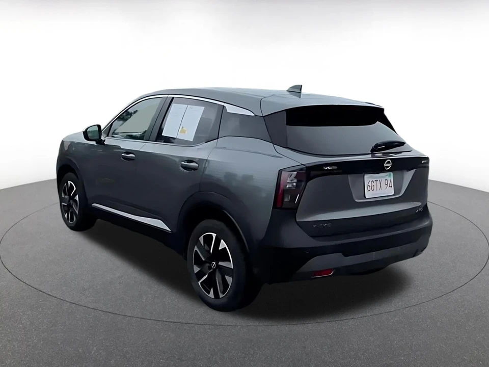 2025 Nissan Kicks - Image 14 of 31