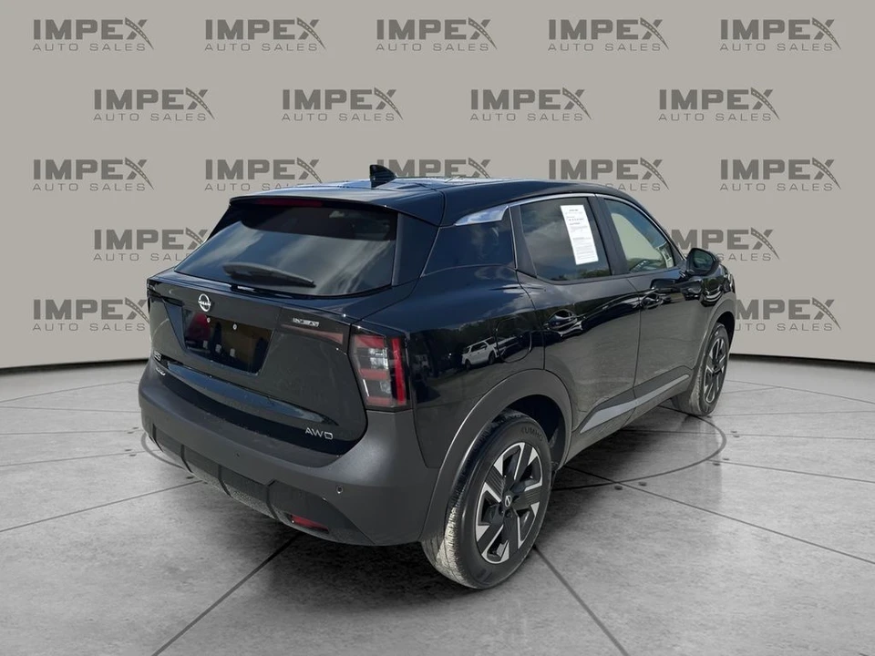 2025 Nissan Kicks - Image 5 of 31