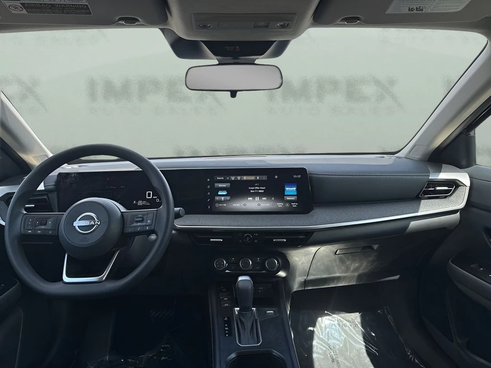 2025 Nissan Kicks - Image 11 of 31