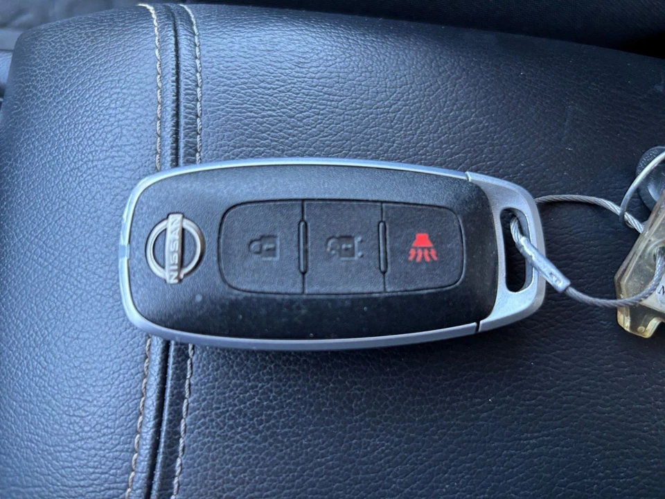 2025 Nissan Kicks - Image 22 of 31