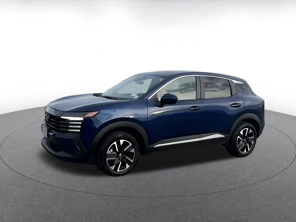 2025 Nissan Kicks - Image 8 of 31