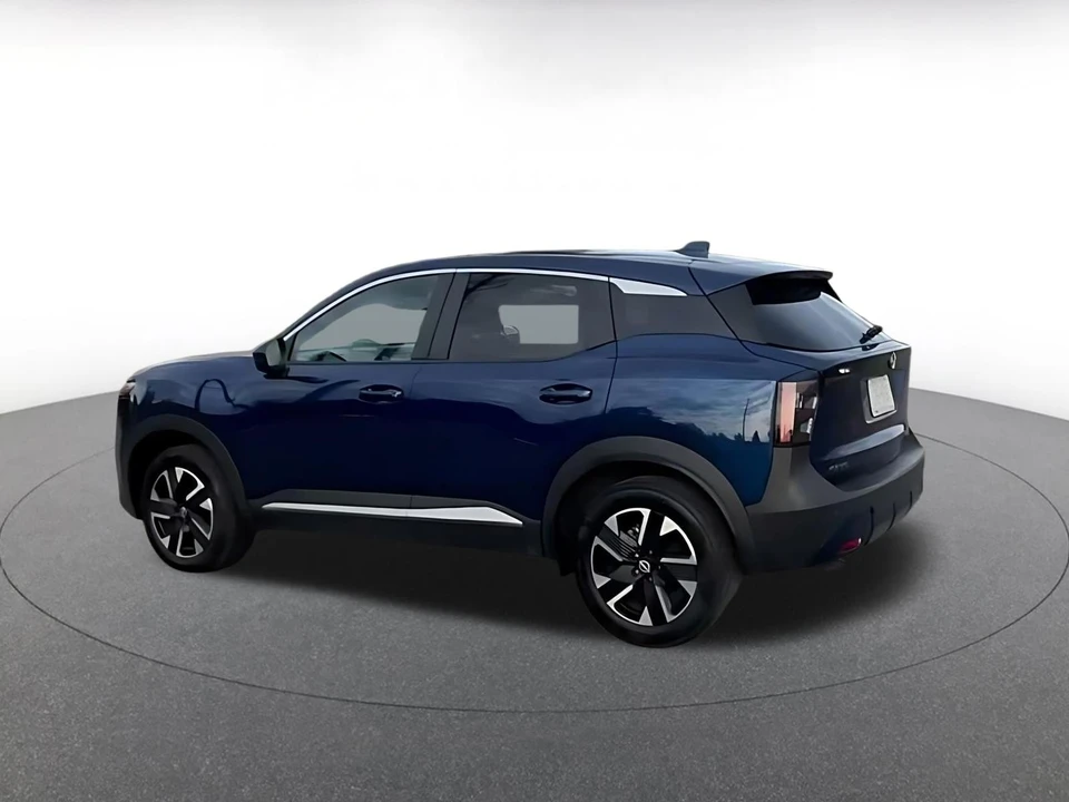 2025 Nissan Kicks - Image 3 of 31