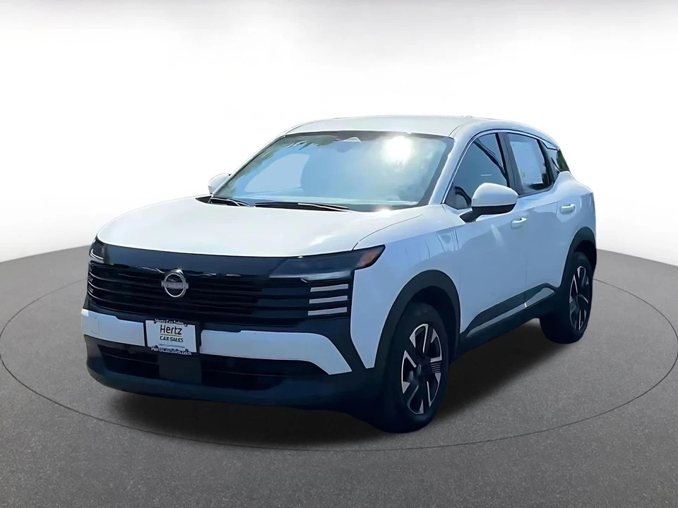 2025 Nissan Kicks - Image 8 of 31