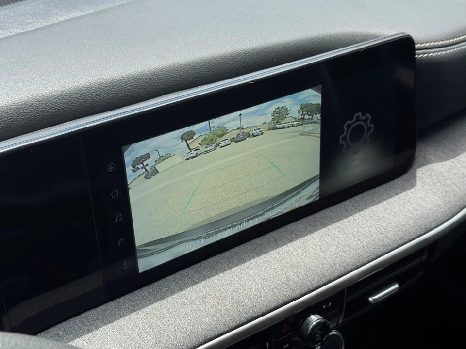 2025 Nissan Kicks - Image 23 of 31