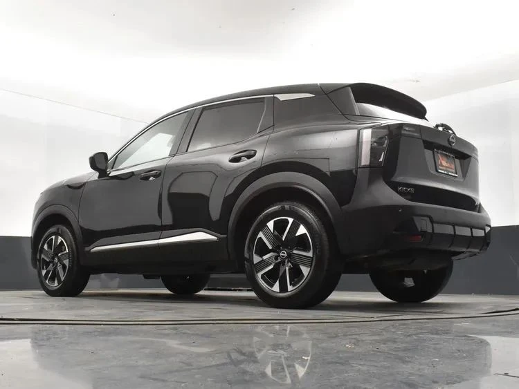 2025 Nissan Kicks - Image 12 of 12