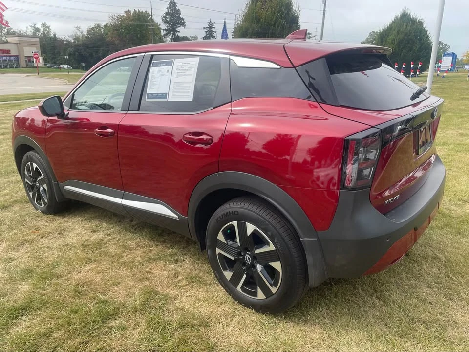 2025 Nissan Kicks - Image 3 of 8