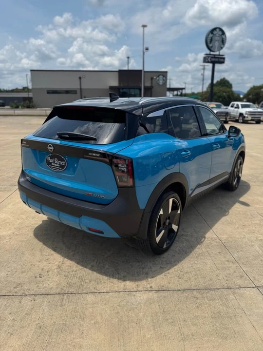 2025 Nissan Kicks - Image 5 of 5