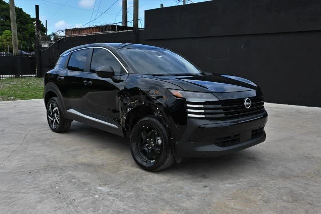 2025 Nissan Kicks - Image 2 of 20