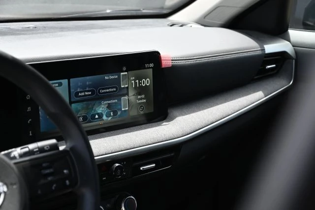 2025 Nissan Kicks - Image 11 of 22
