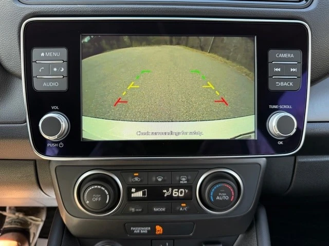 2025 Nissan Leaf - Image 21 of 21