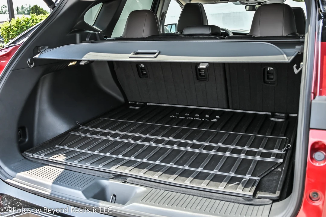 2025 Nissan Murano 4th Gen - Image 18 of 21
