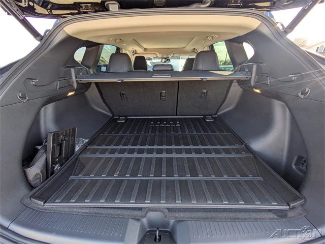 2025 Nissan Murano 4th Gen - Image 13 of 21