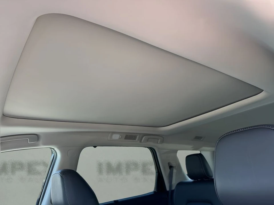 2025 Nissan Pathfinder 5th Gen - Image 12 of 21