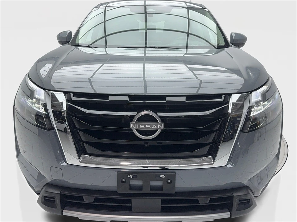 2025 Nissan Pathfinder 5th Gen - Image 4 of 12