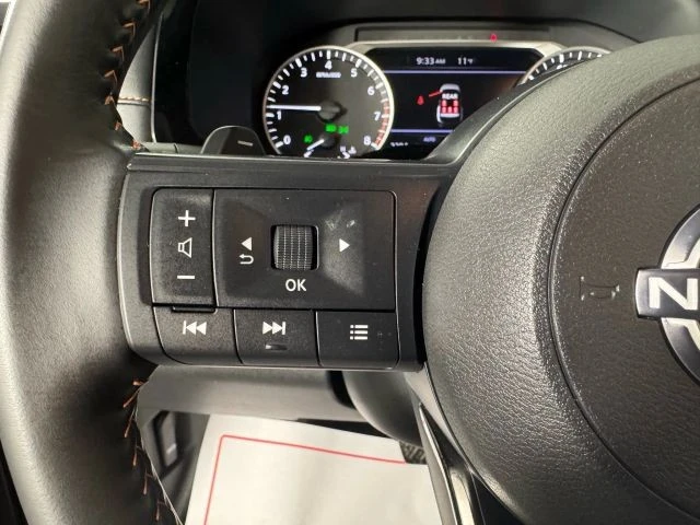 2025 Nissan Pathfinder 5th Gen - Image 15 of 21